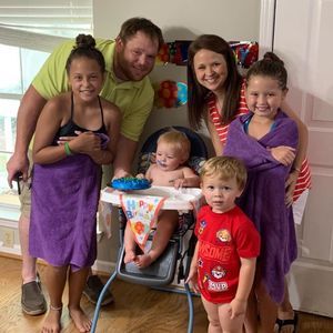 Meet your Posher, Leslie